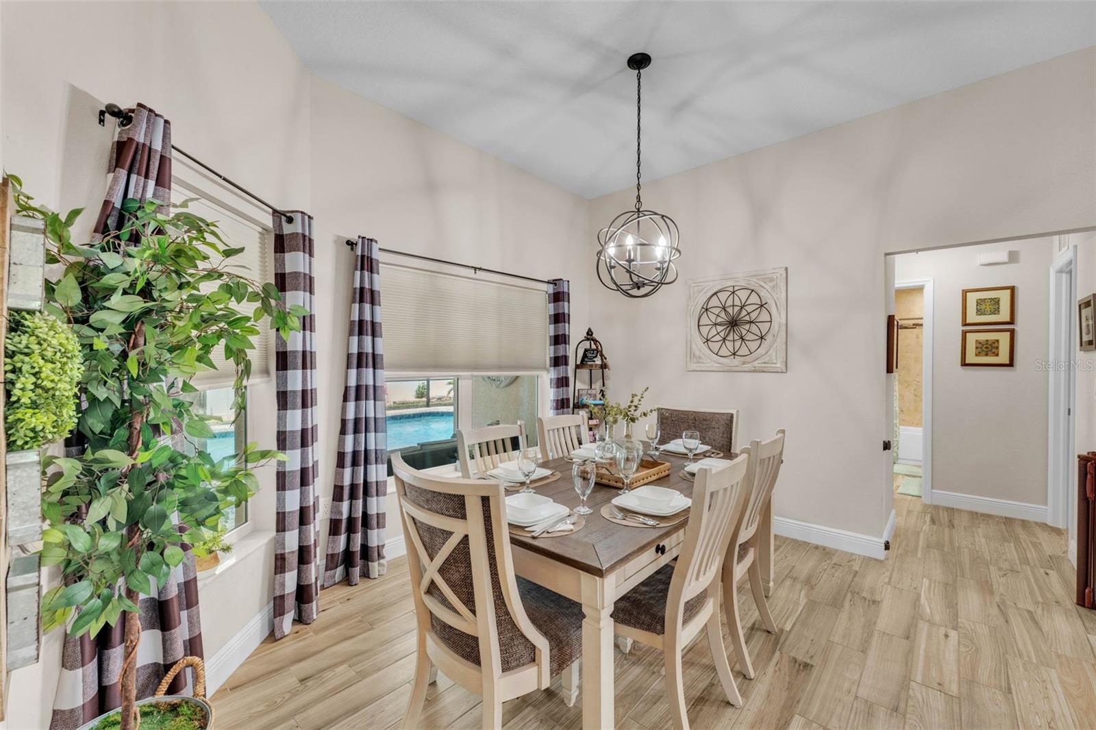 dining room