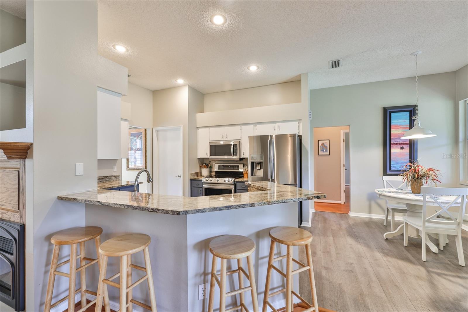 Breakfast Bar