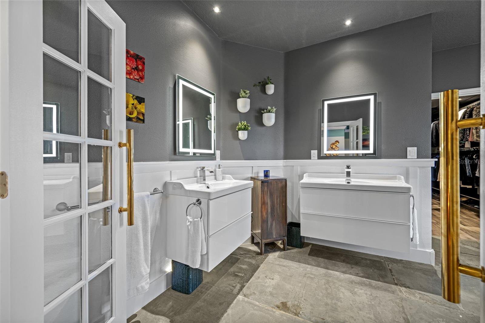 Primary Suite Bath