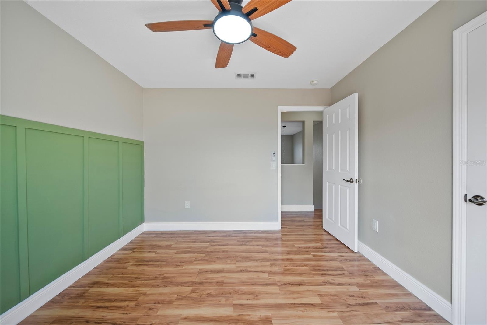Secondary bedroom