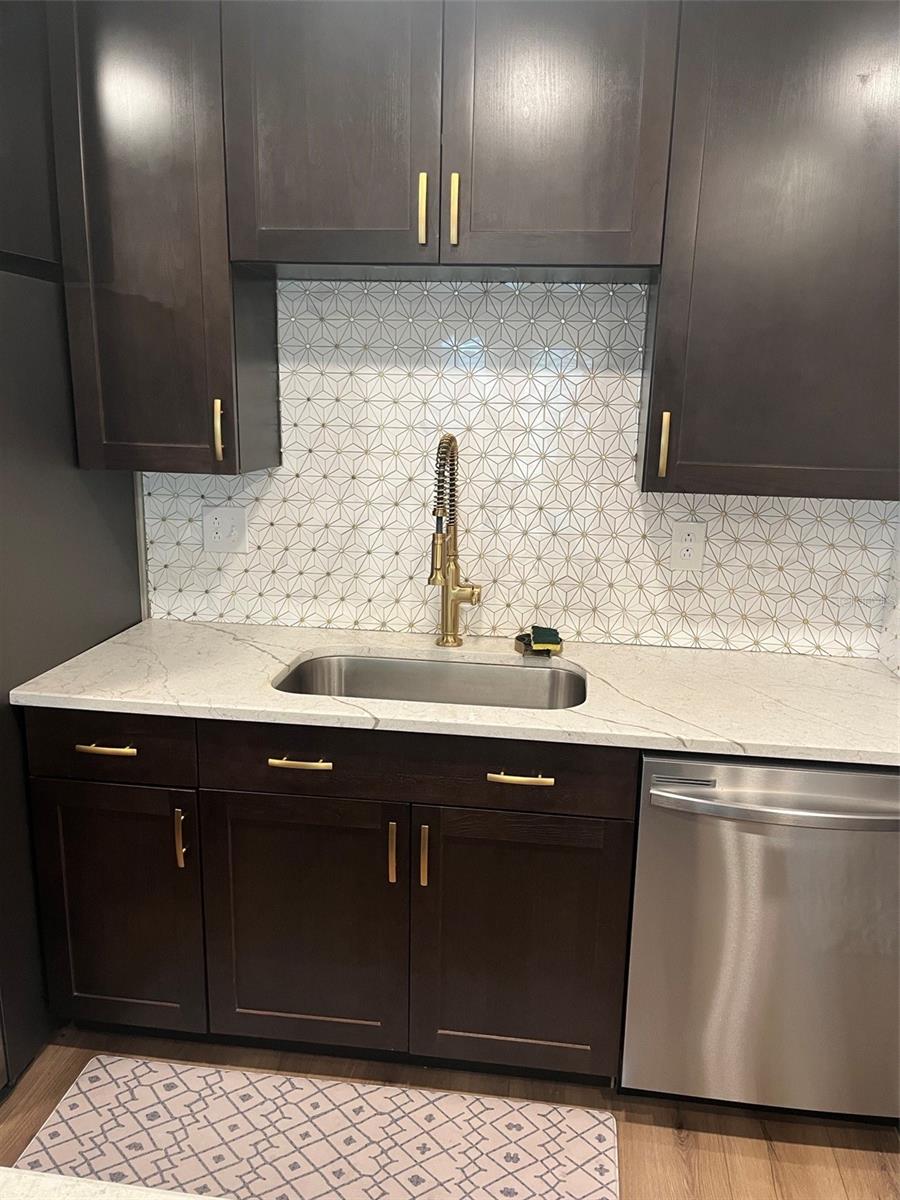 Gold faucet