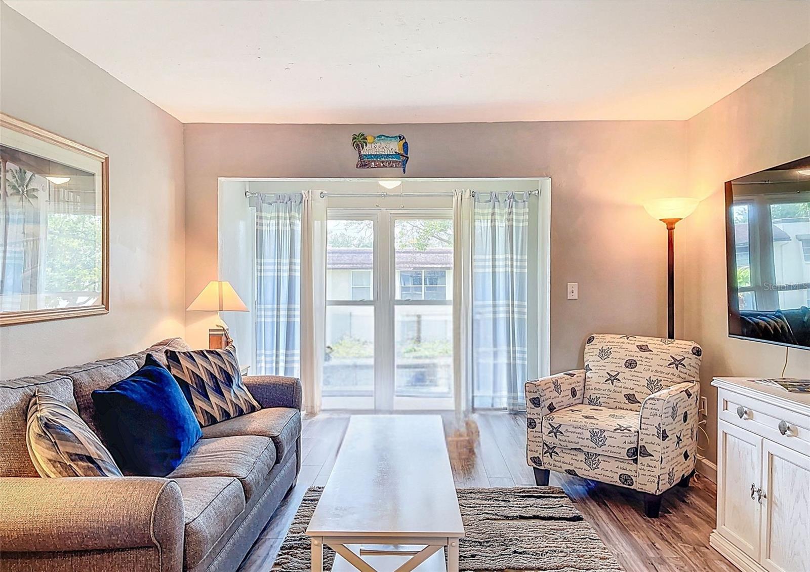 View without loveseat