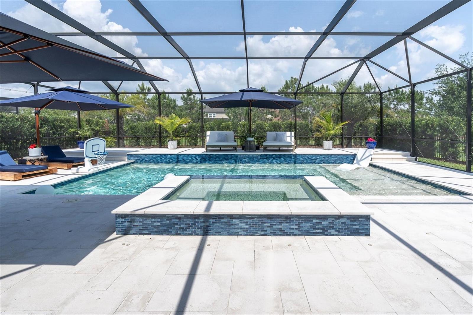 WHEN HOME FEELS LIKE A RESORT