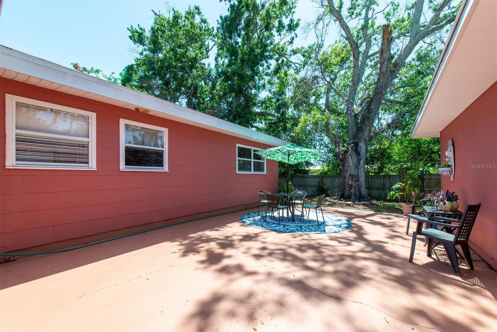 courtyard patio