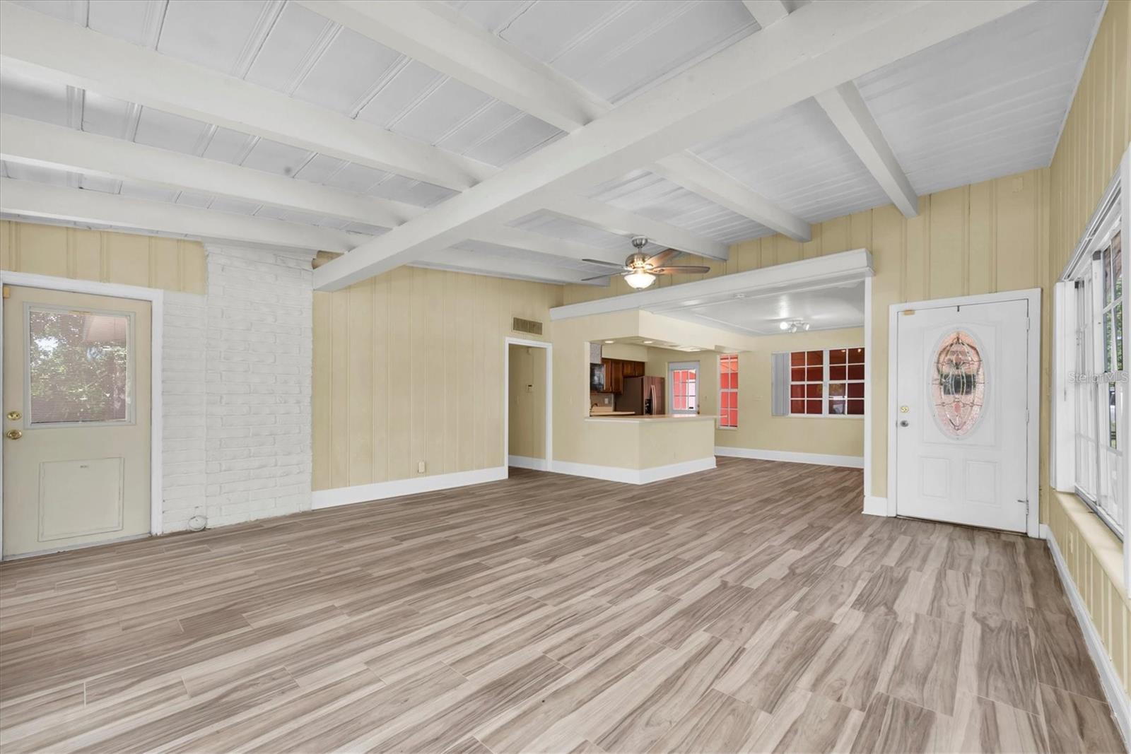 living room - kitchen