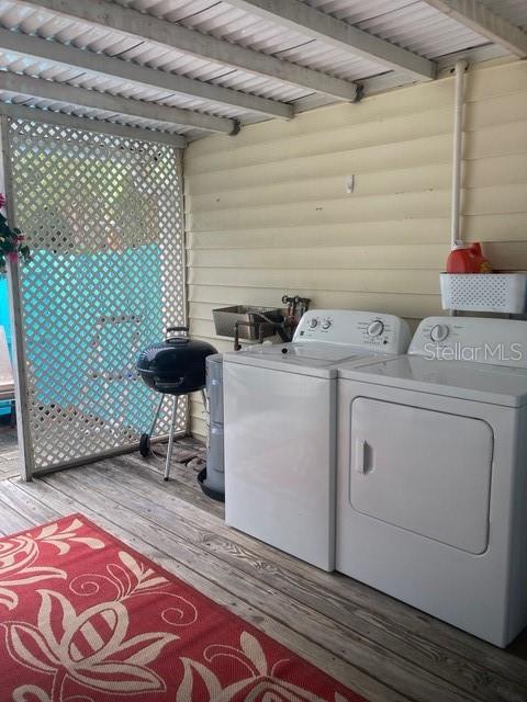 APT A Washer & Dryer on Covered porch