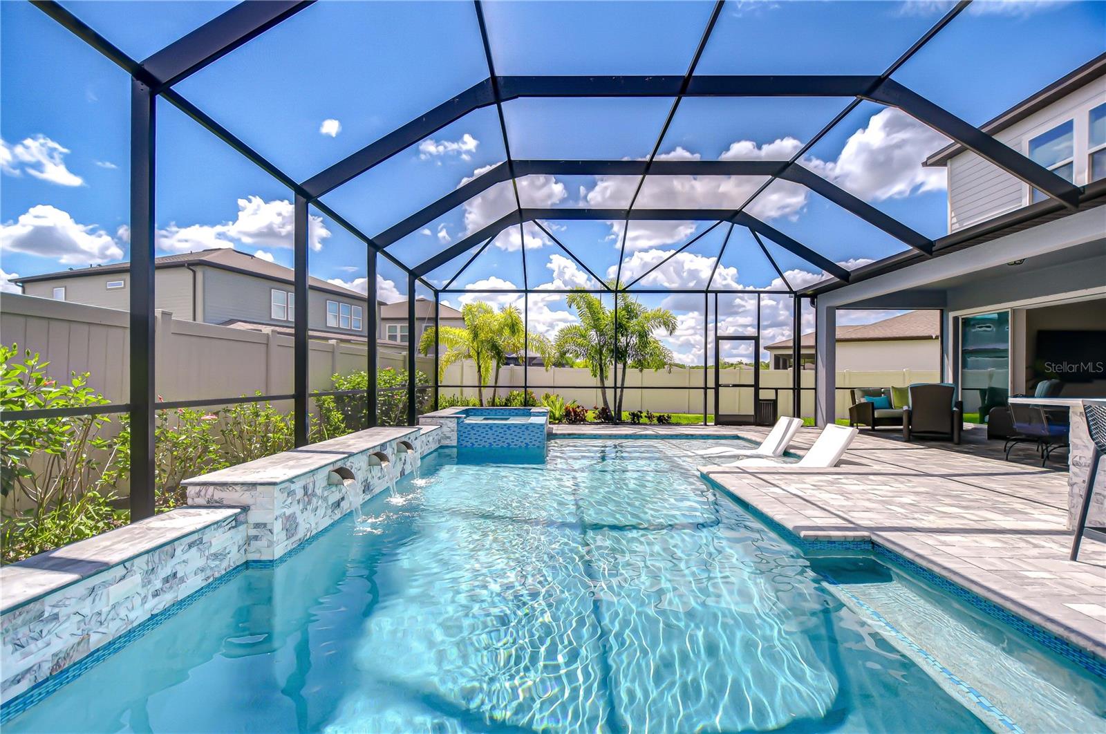 Amazing pool!