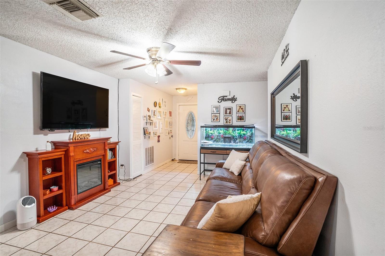 Area 1: living room