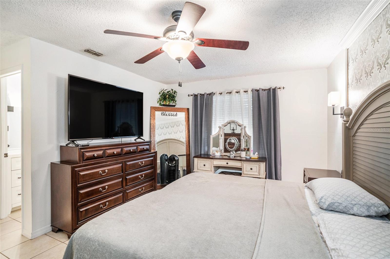 Area 1: Master Bedroom
