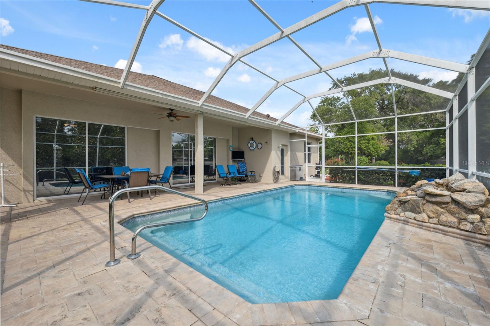 Covered Pool Lanai