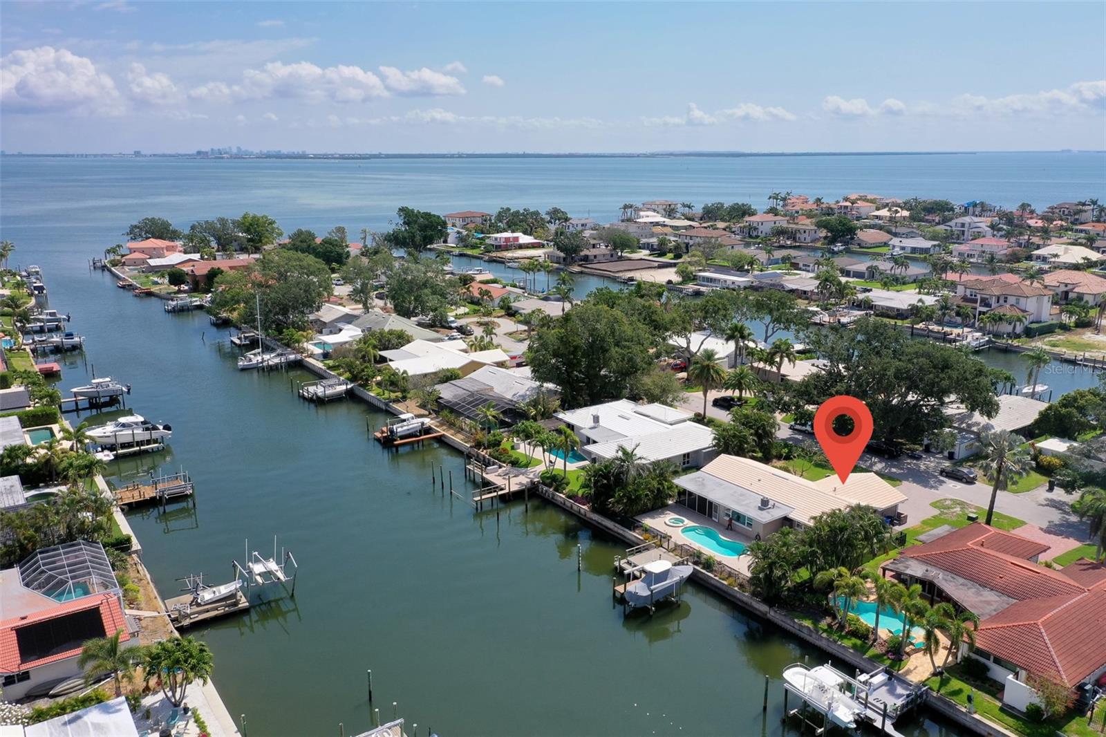 Aerial View North East - Venetian Isles, Tampa Bay, Downtown Tampa