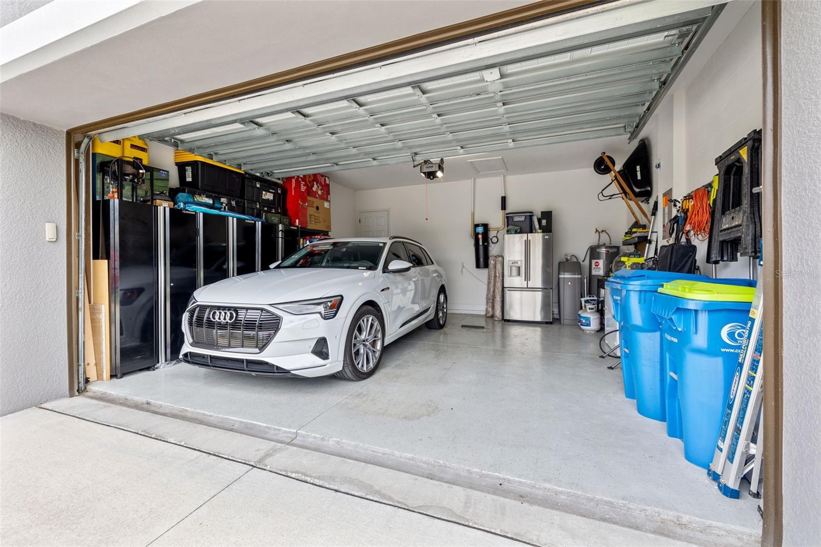 2 Car Garage