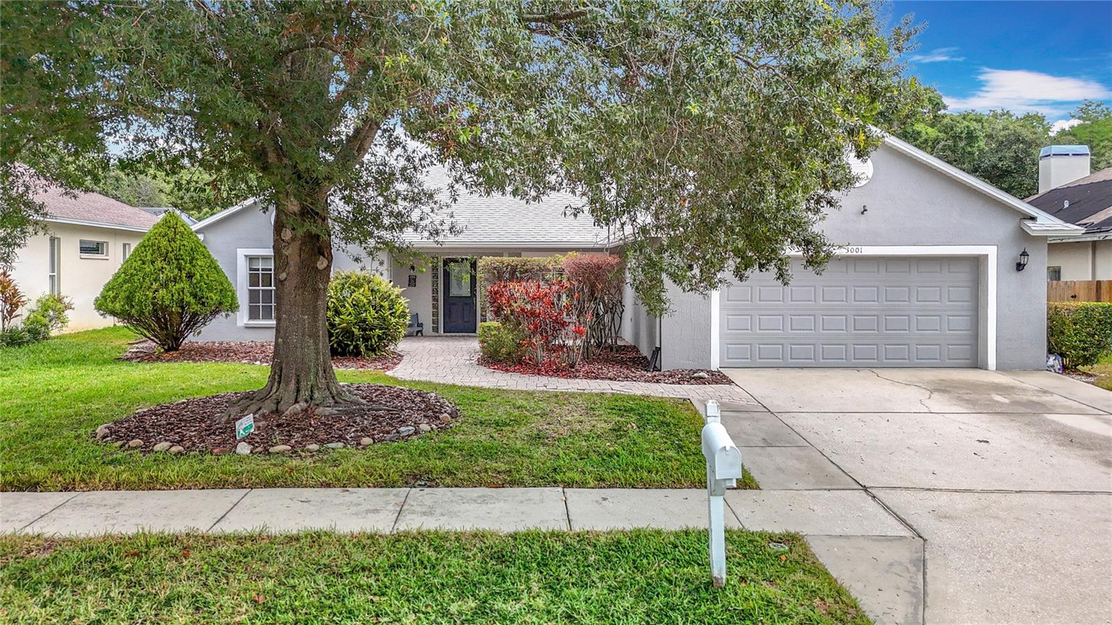 3001 Regal Oaks Blvd