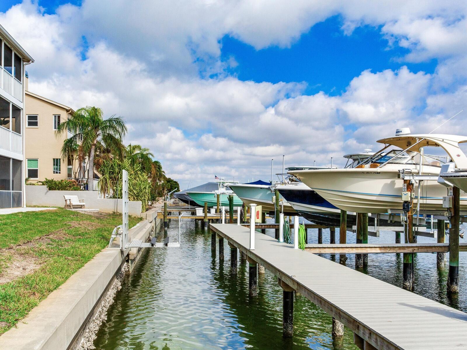 Composite Dock with new water and electric