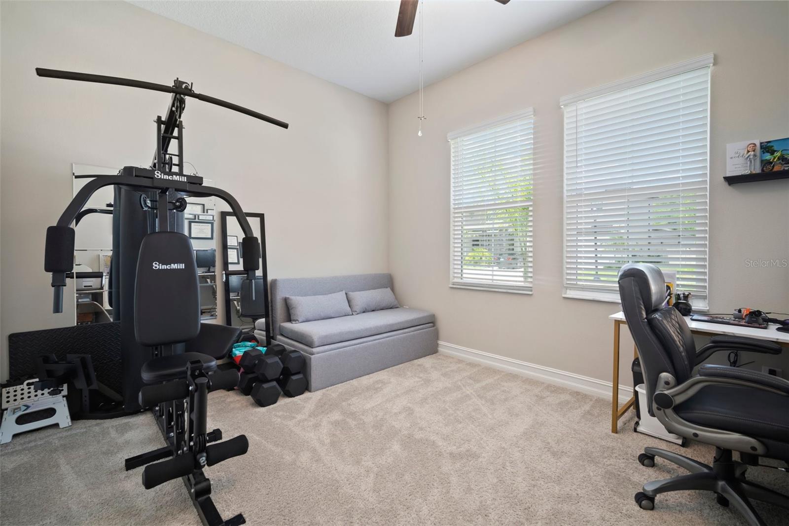 Front bedroom 2