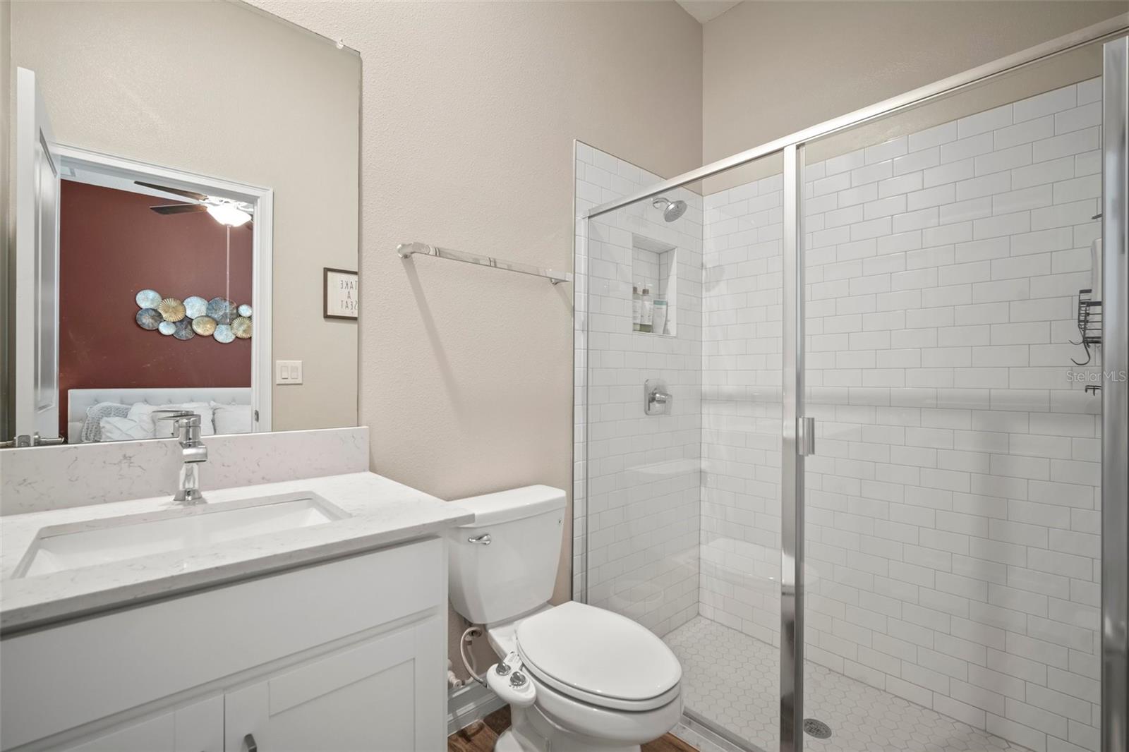 en-suite bath