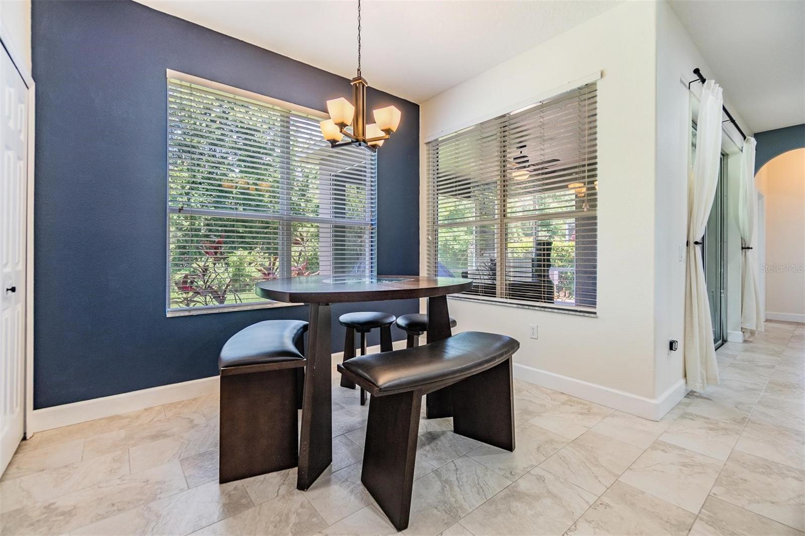 Breakfast nook with lanai view