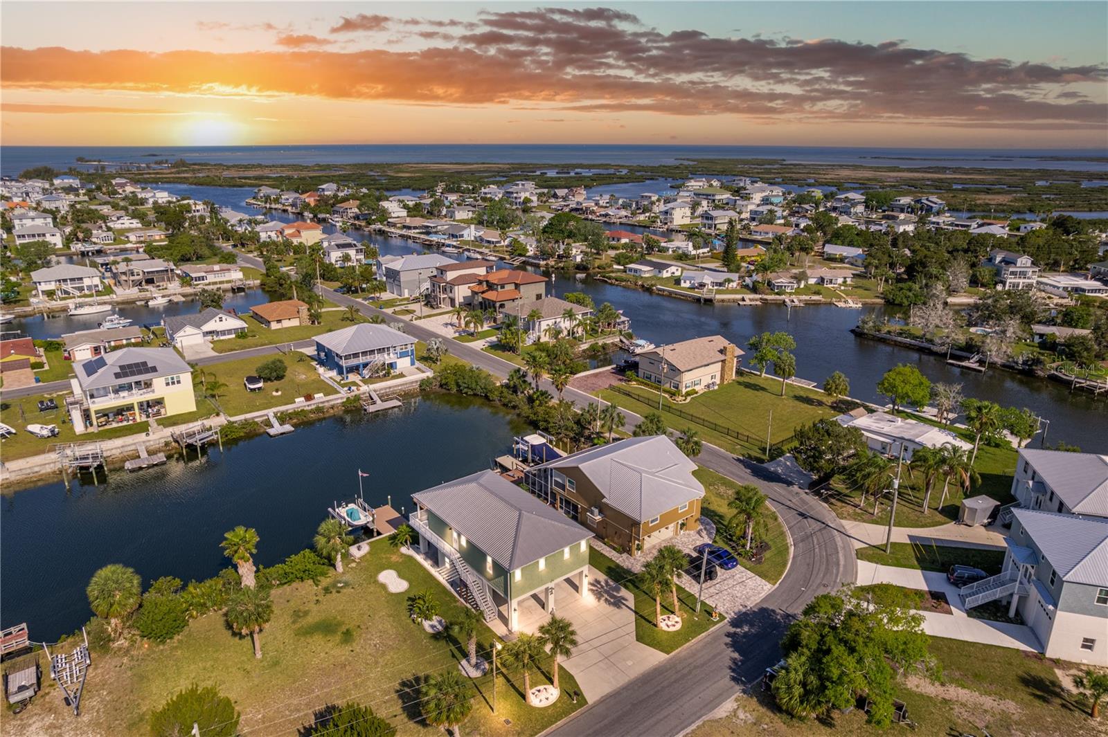 Hernando Beach Furnished Stilt Home with Back Sunset Views