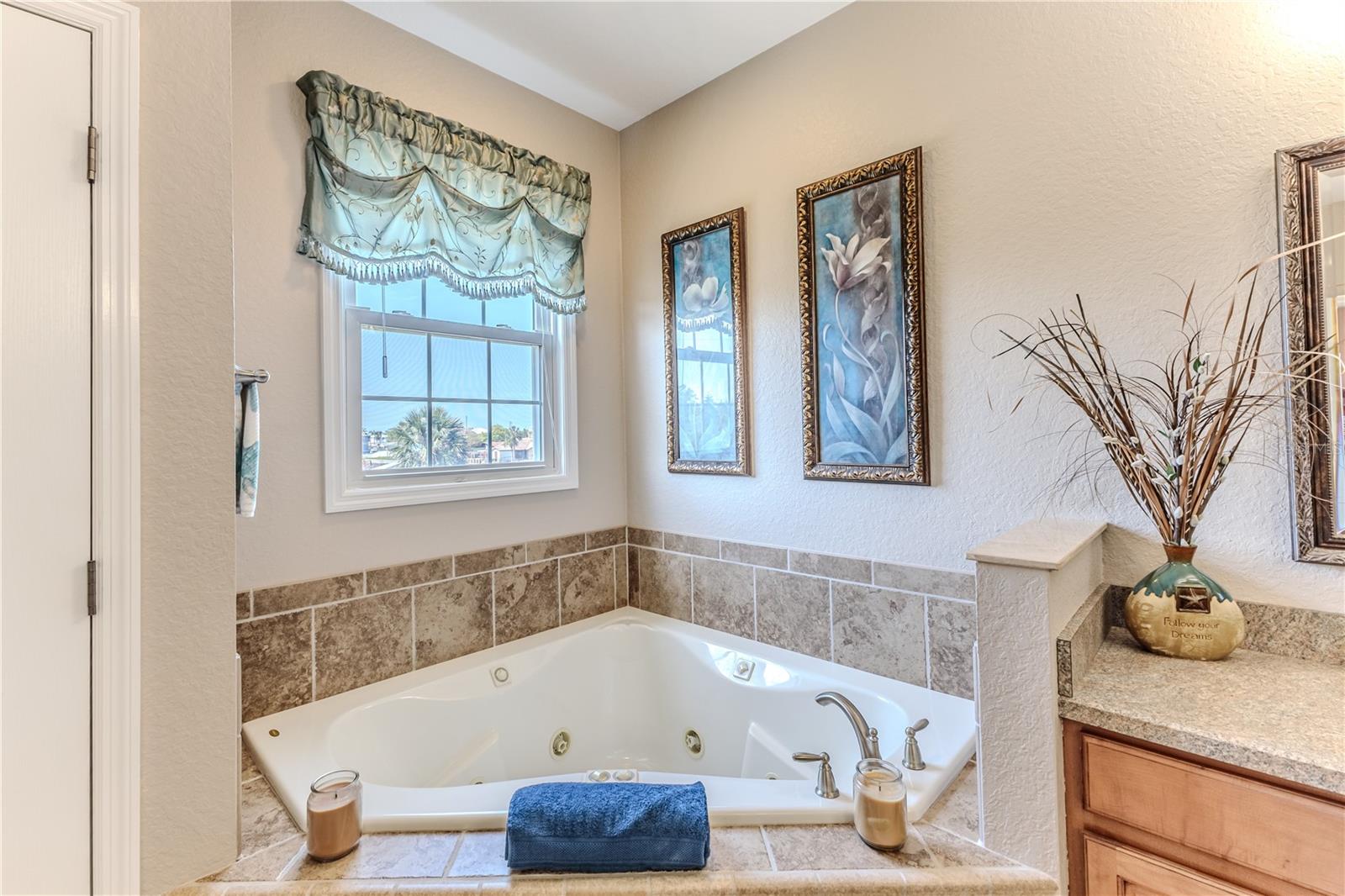 Soaking Garden Tub