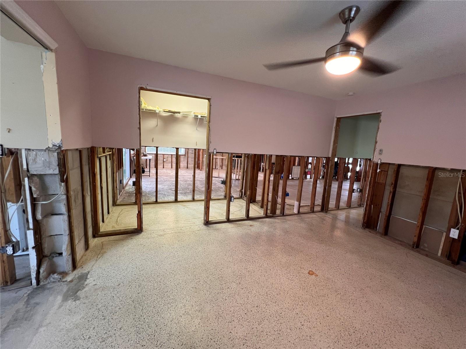 Middle Bedroom