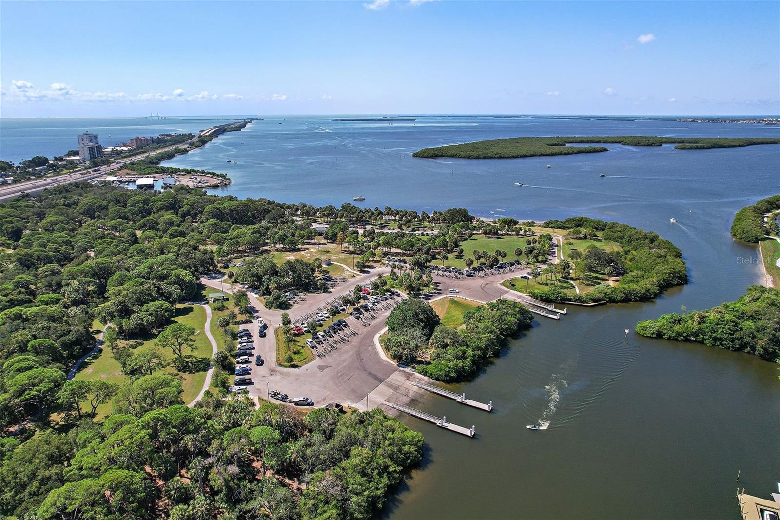 Maximo Marina