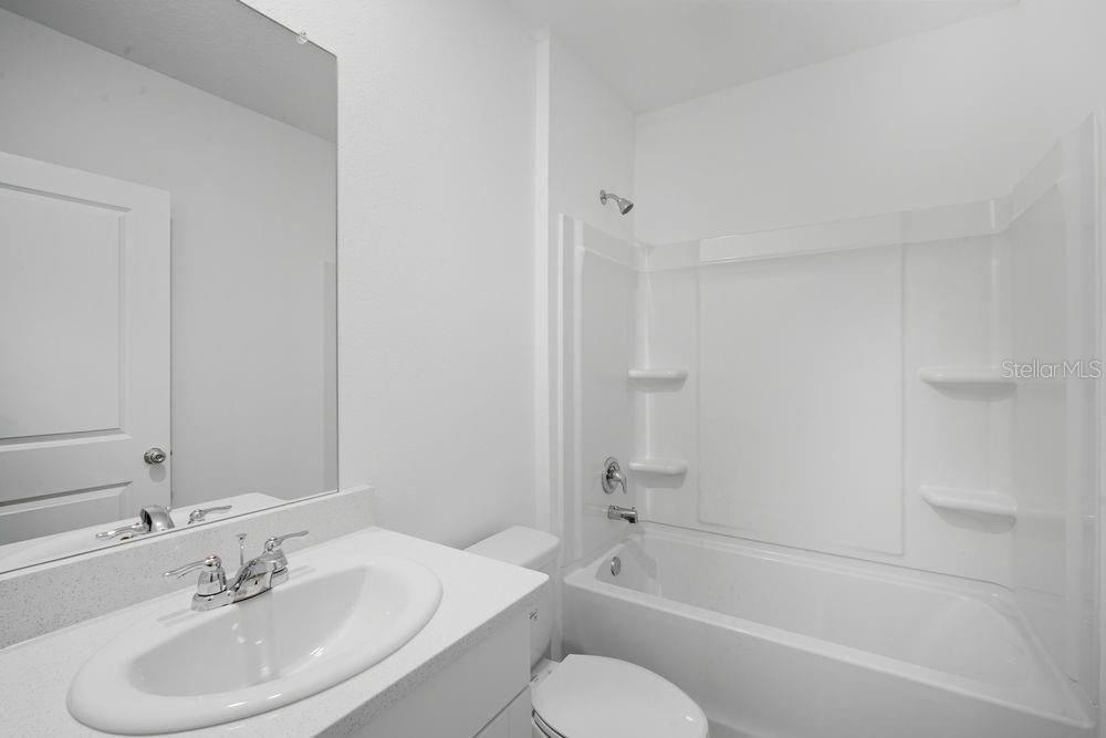 13634 Tropical Breeze ~ Ready Now