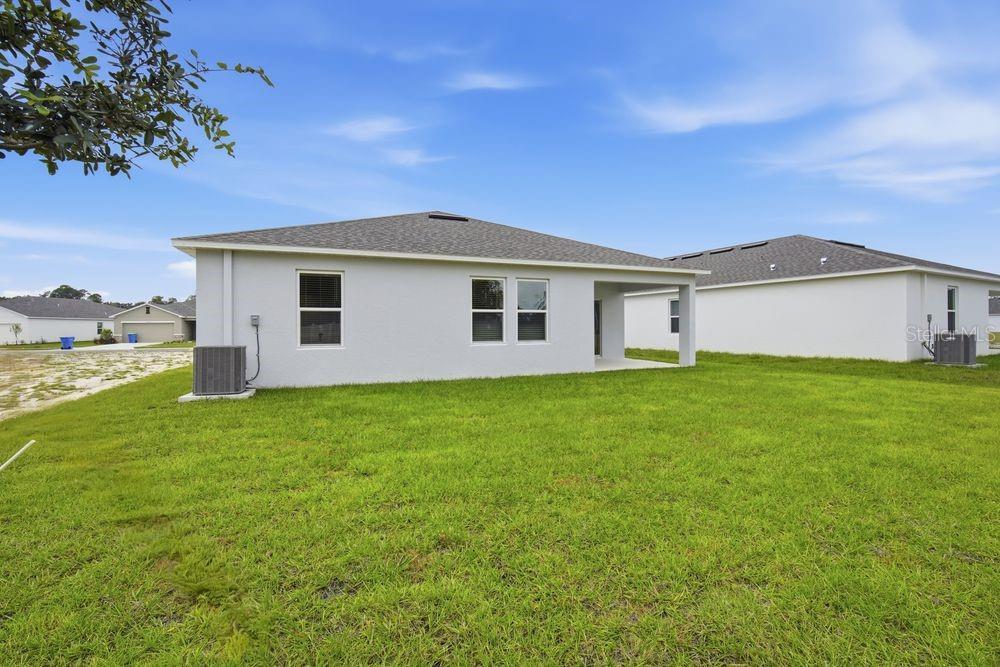 13634 Tropical Breeze ~ Ready Now