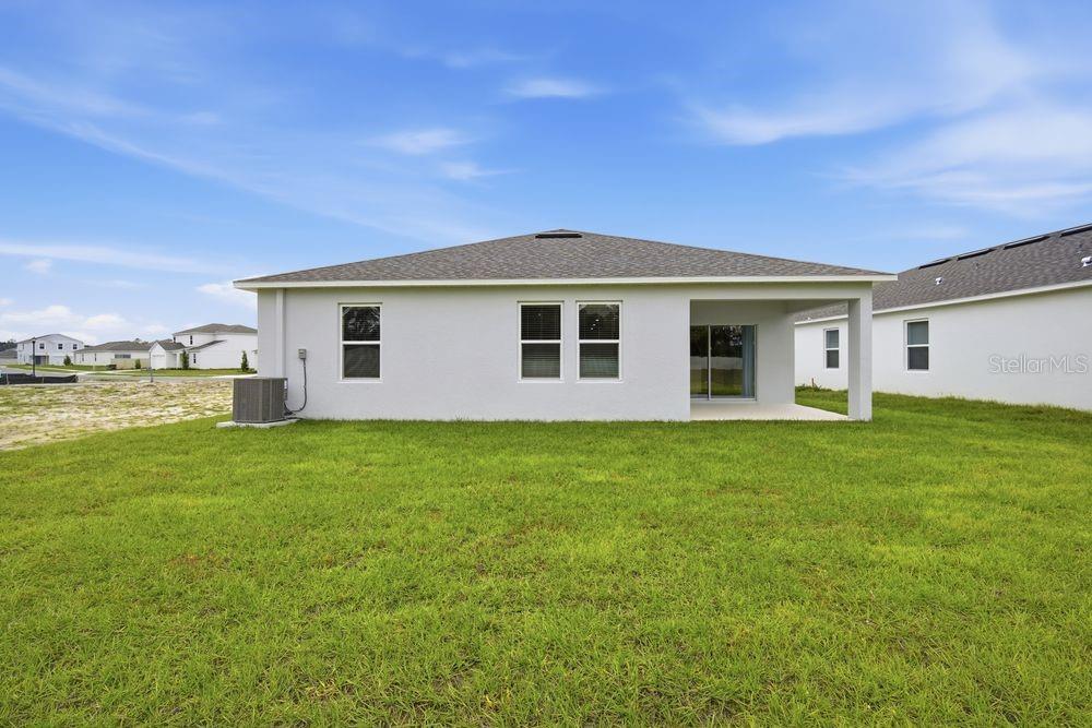 13634 Tropical Breeze ~ Ready Now