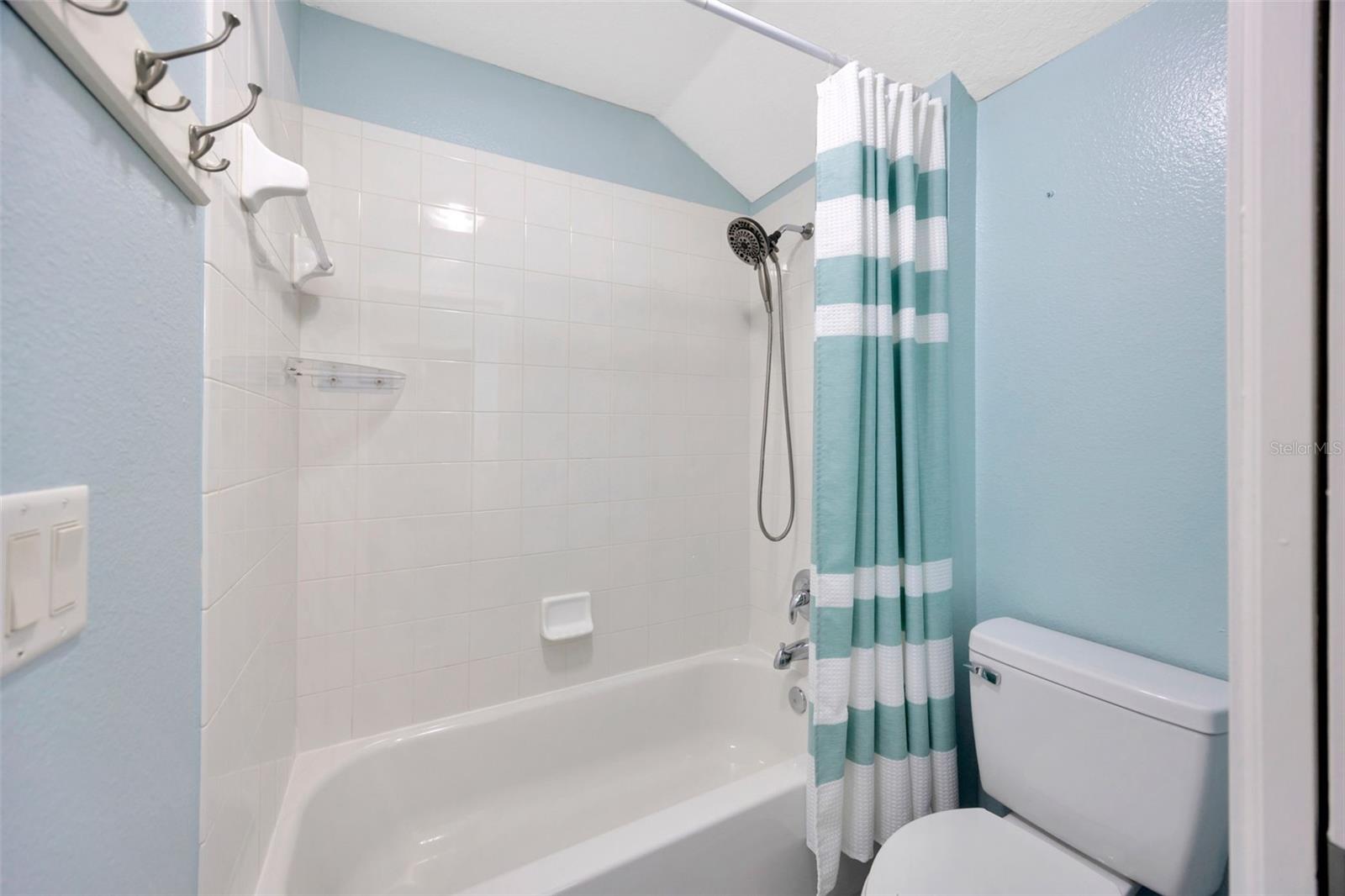 Bathroom 2.