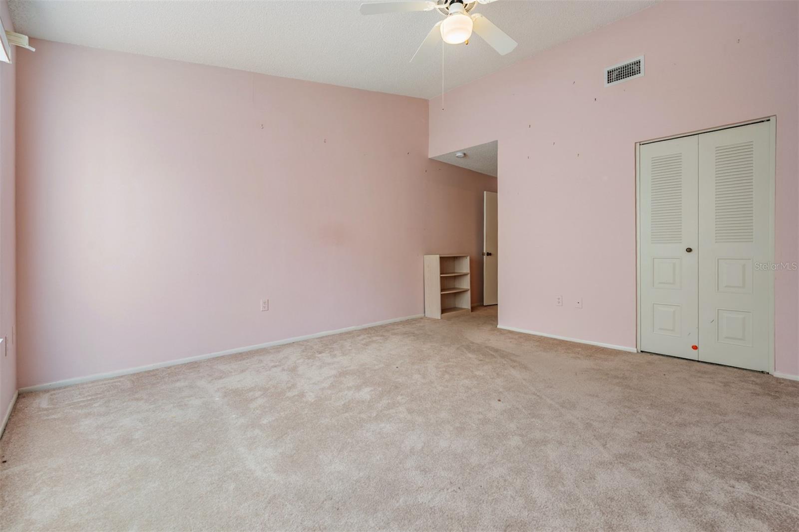 Primary Bedroom, En-Suite Bathroom, Walk-in Closet