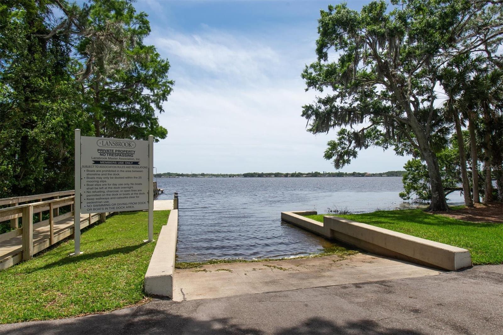 Lake Tarpon Boat Ramp