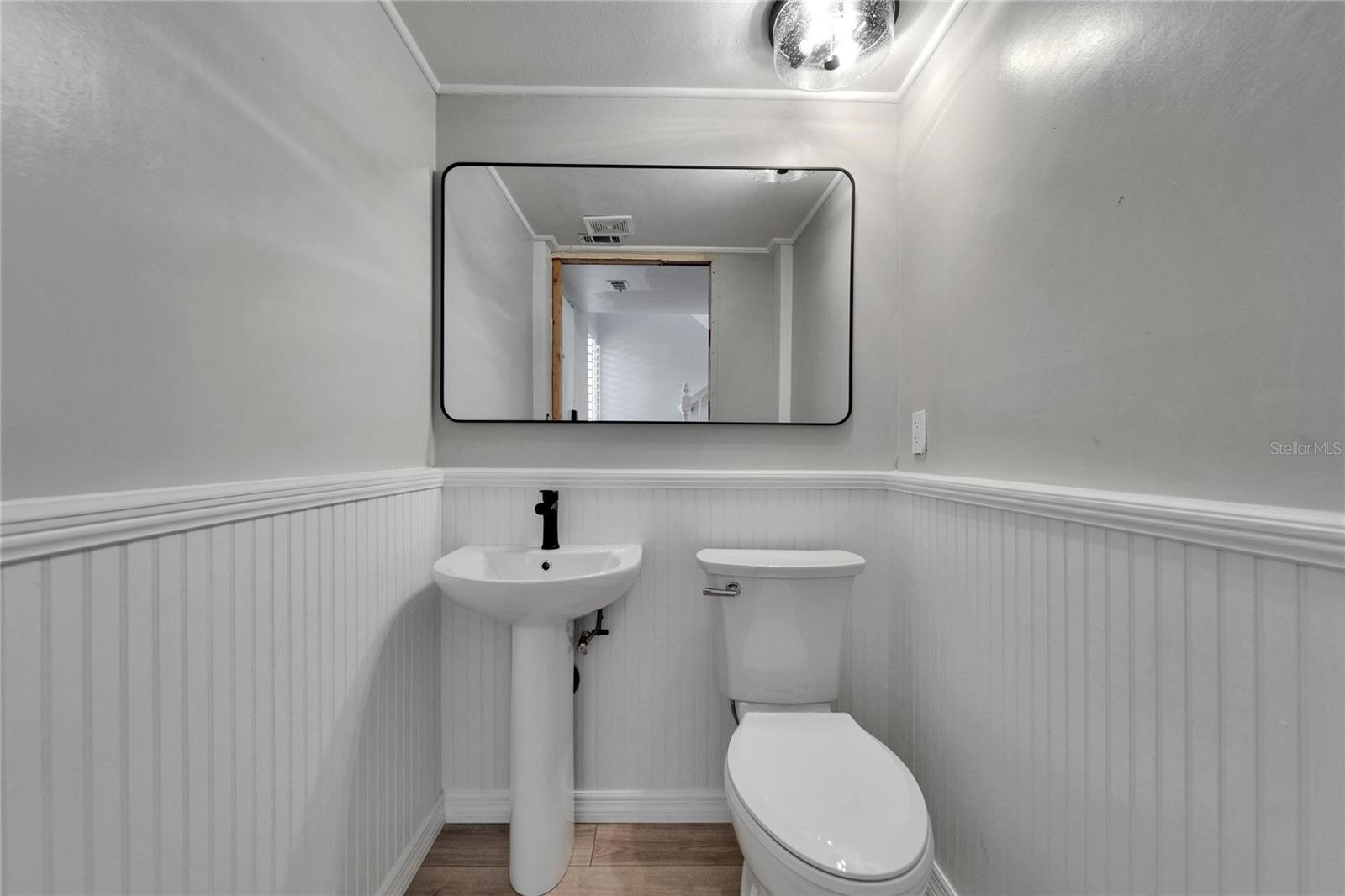 Powder Room 1st Floor