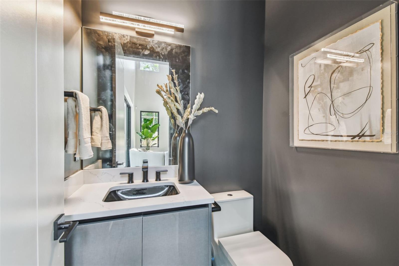 Powder Bath off living room