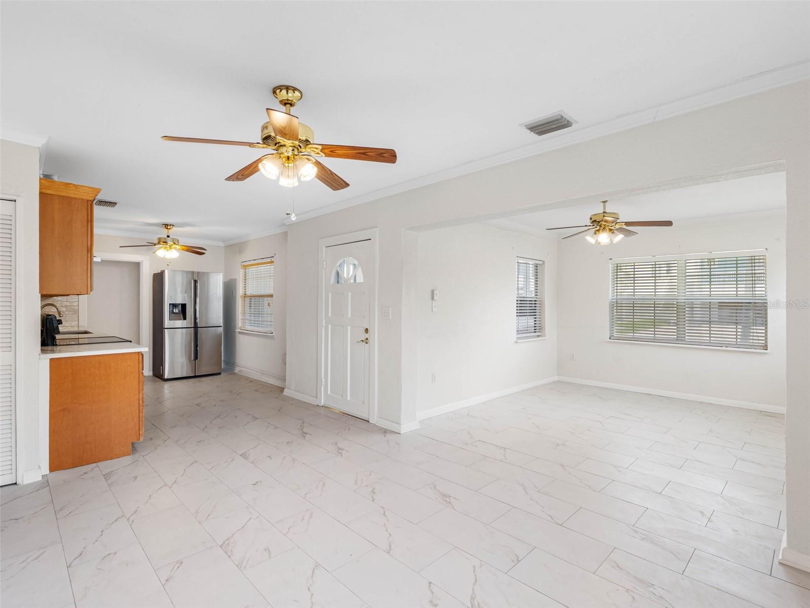 Dining Room/Living Room