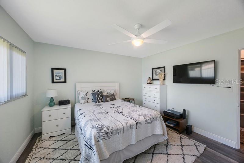 Second bedroom