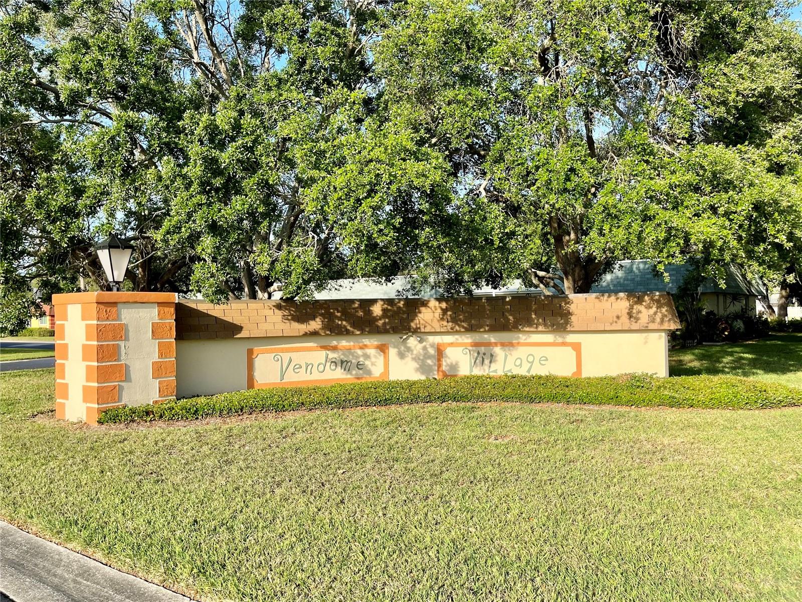 Vendome Village Neighborhood Sign