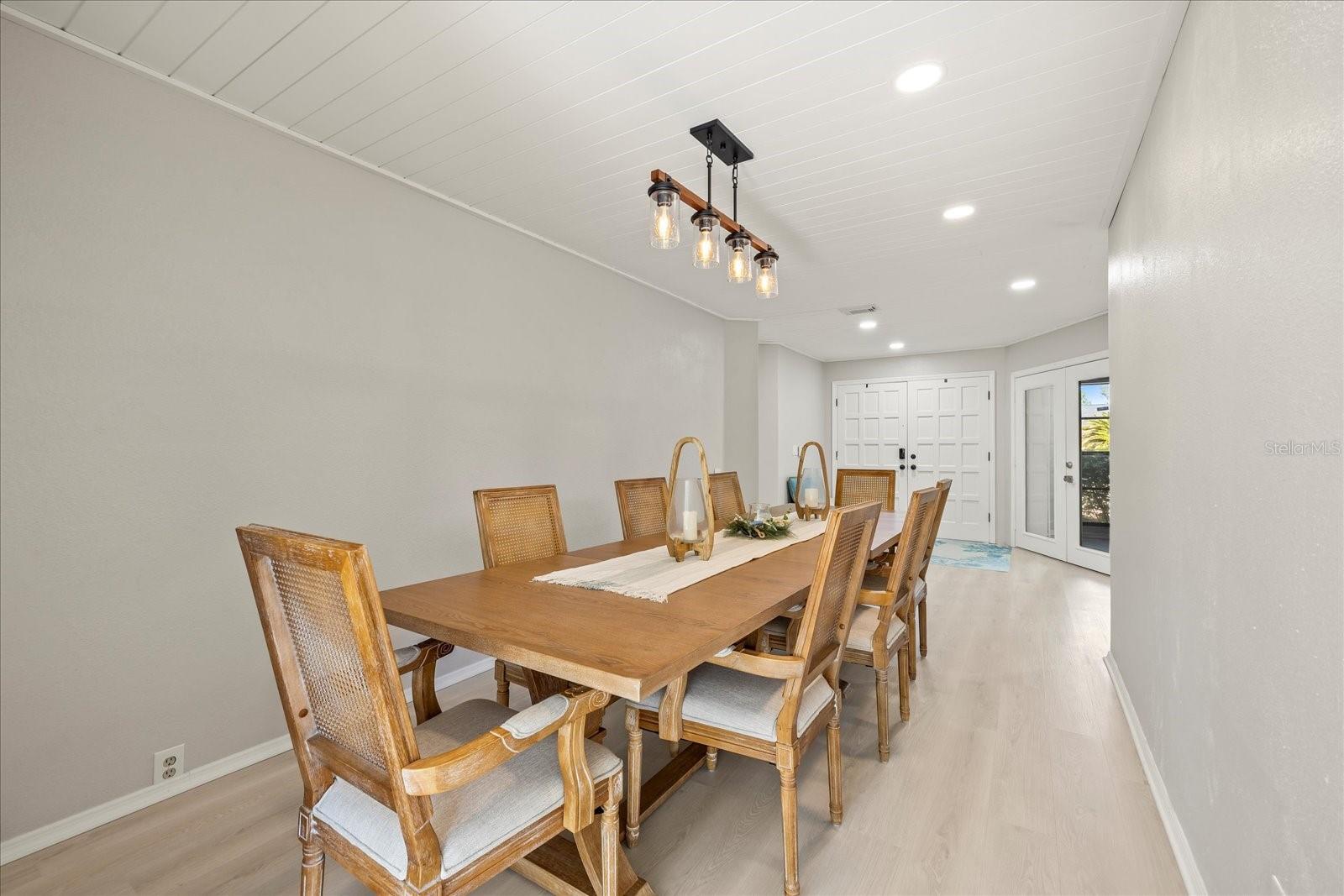 Large dining room can host a large gathering.