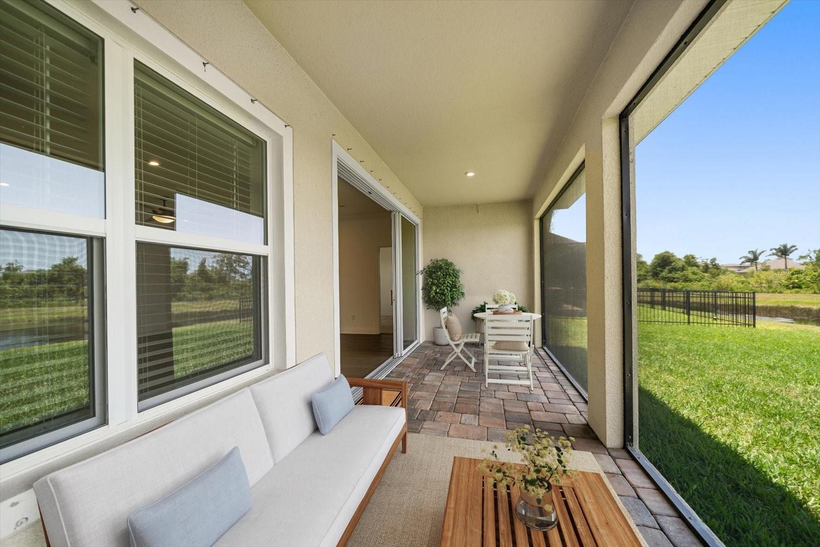 Covered/Screened Back Porch