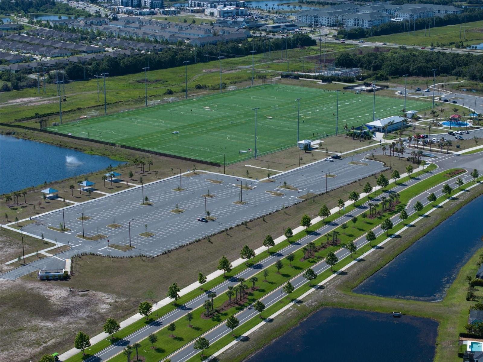 Tennis & Pickleball Courts