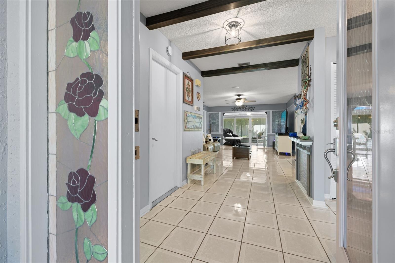 Foyer - wow!
