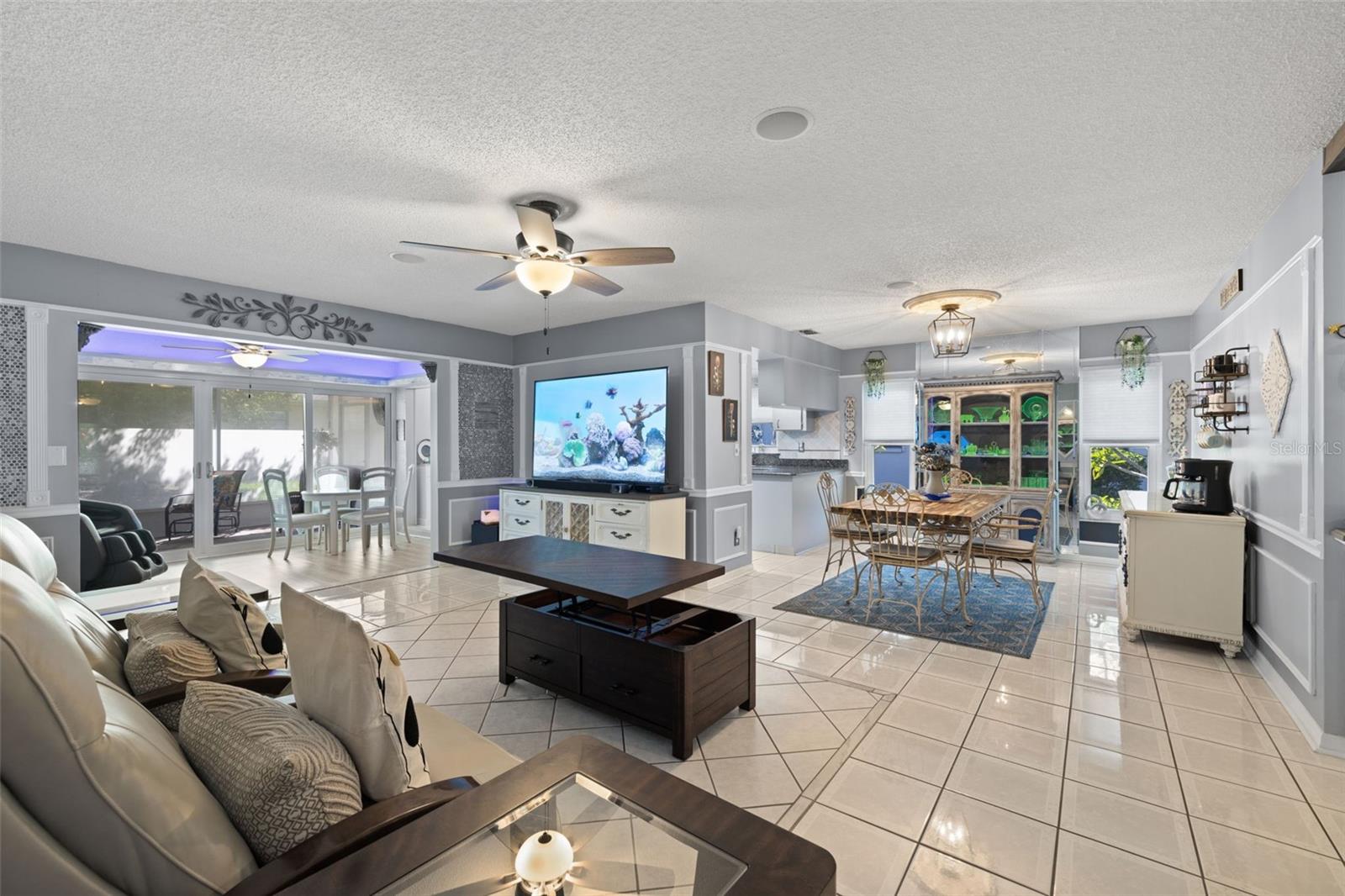 Spacious Living/dining- beautiful millwork