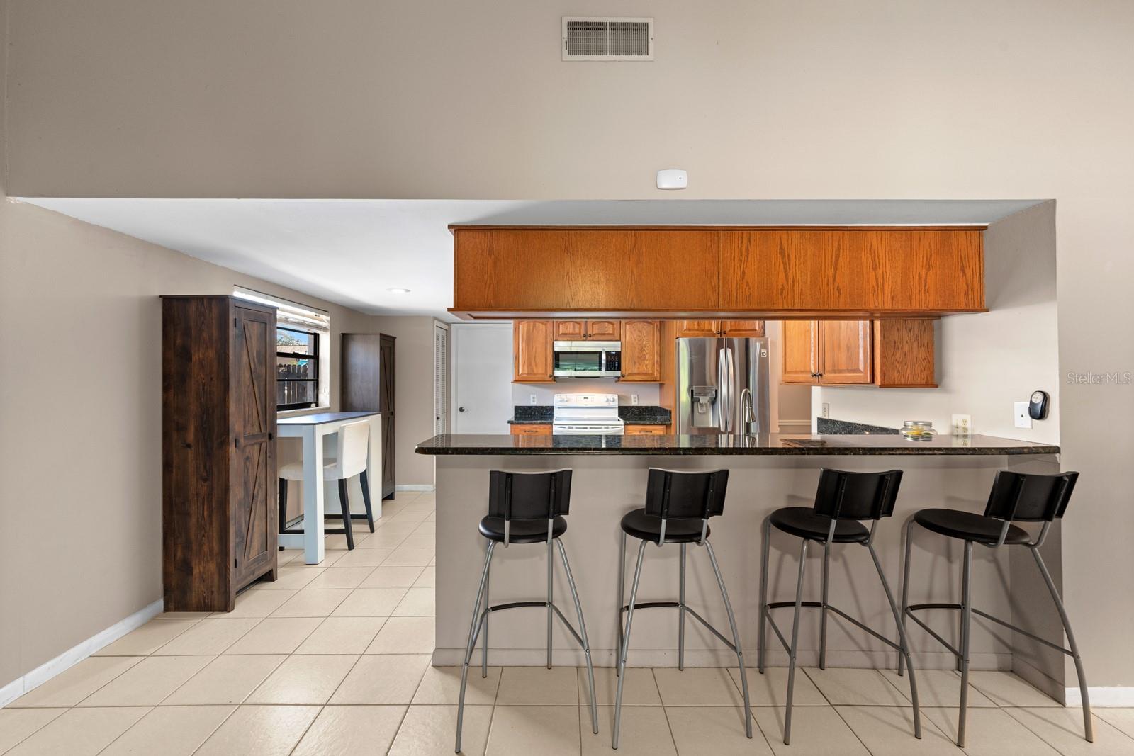 breakfast bar