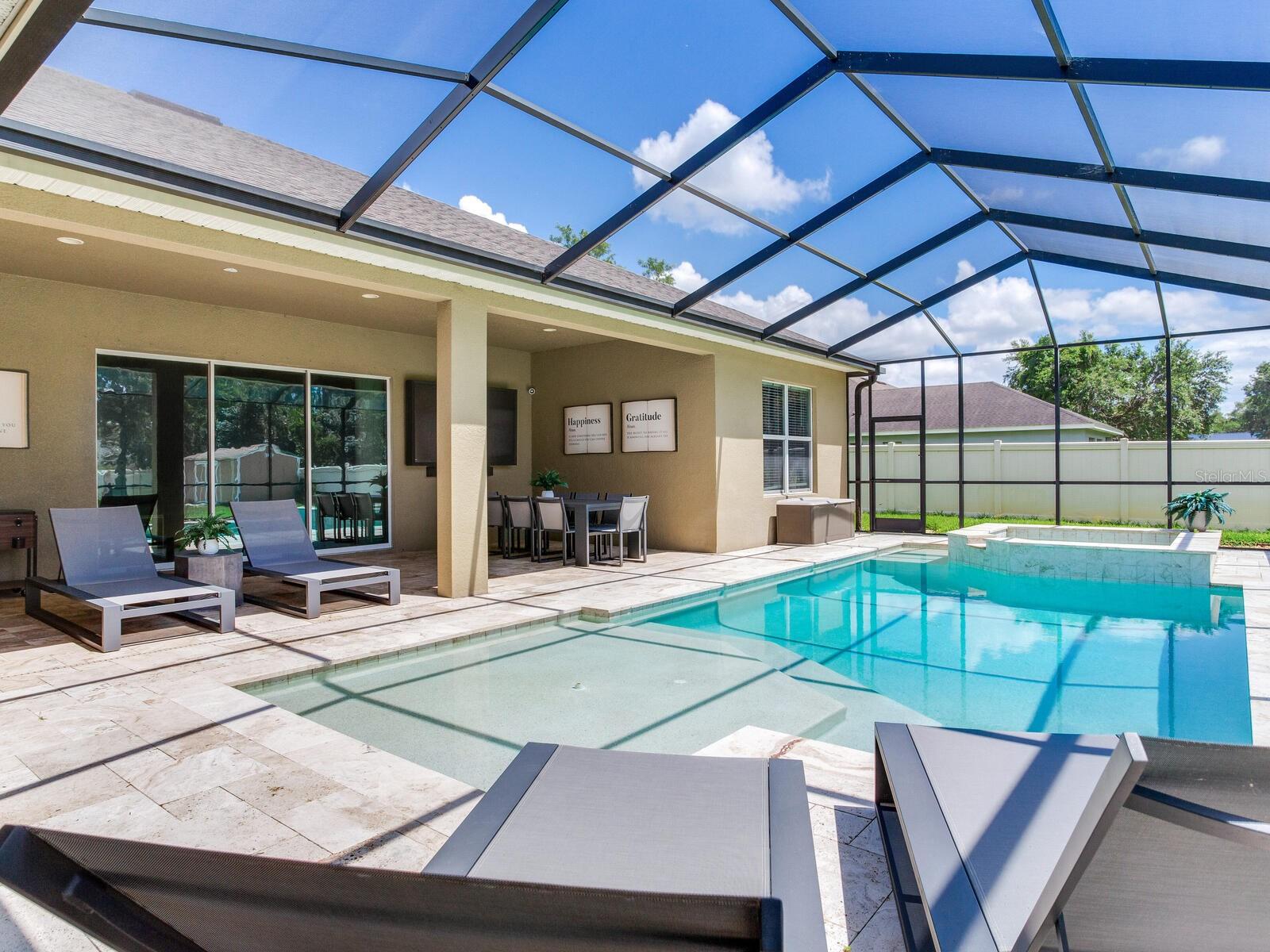 Screened Pool / Patio