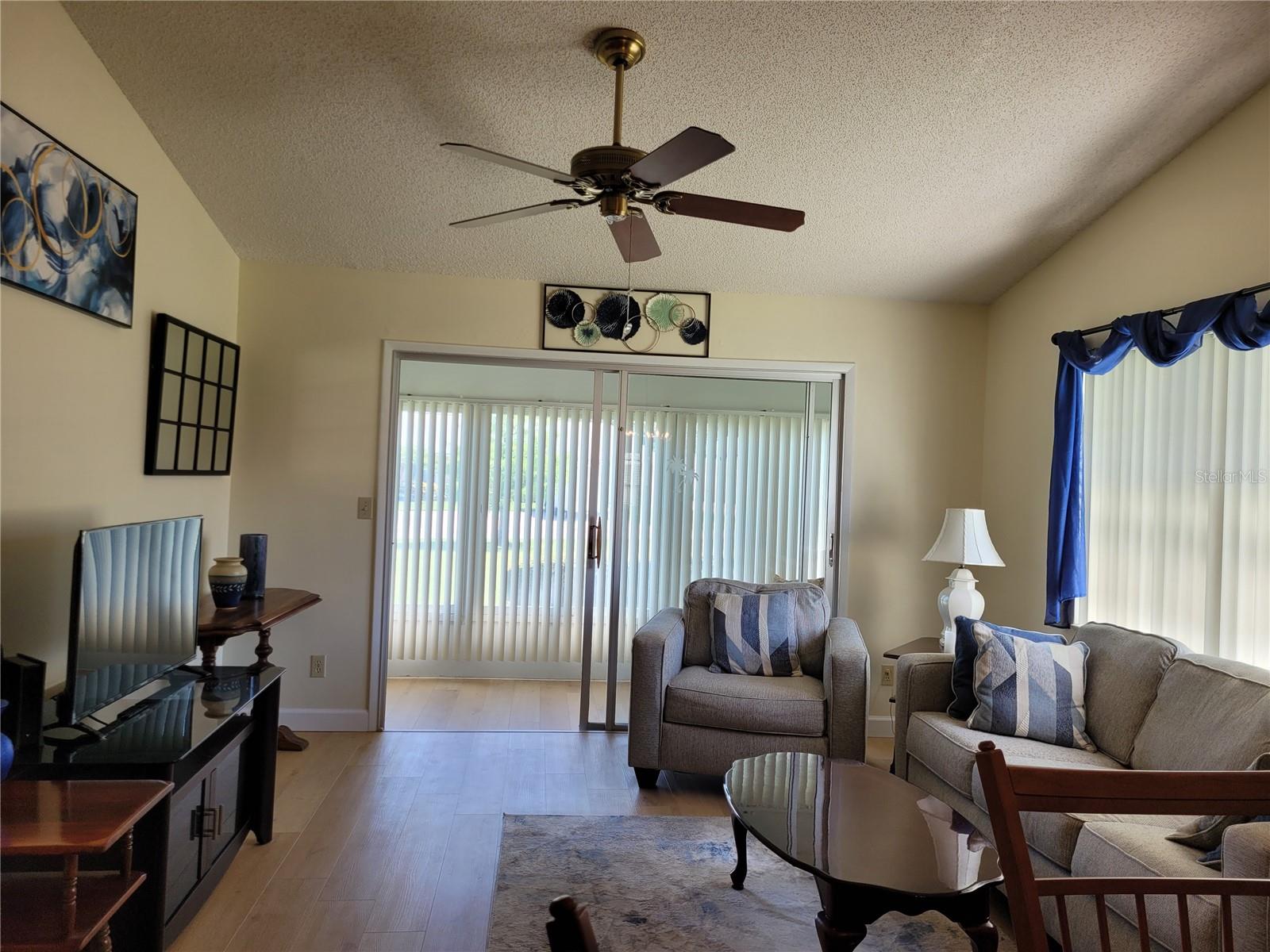 Living room & Florida room