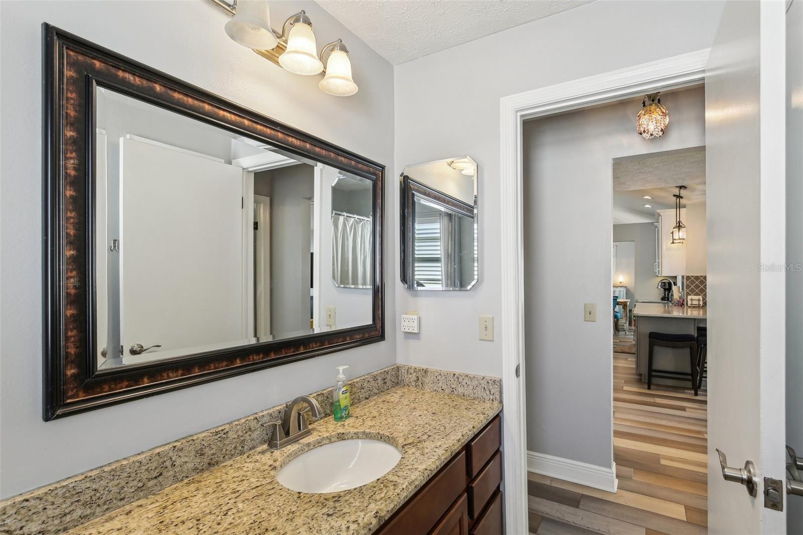 BATHROOM 2