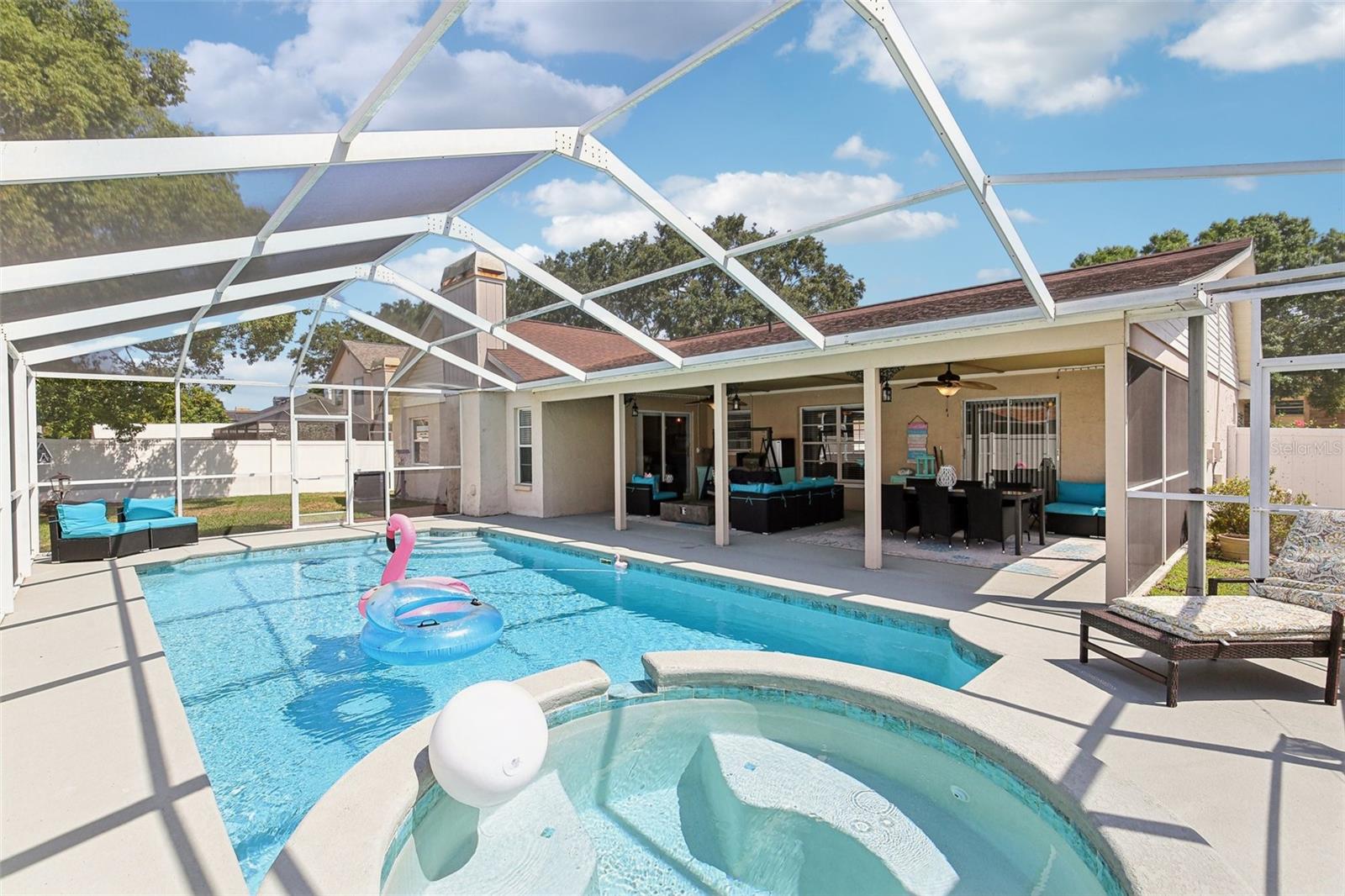 ENJOY FINE FLORIDA LIVING