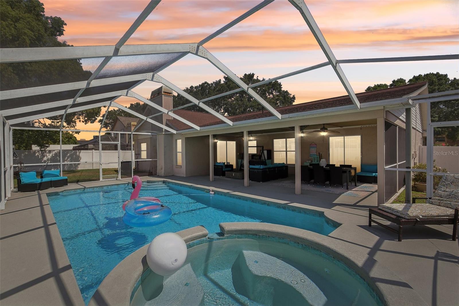 ENJOY FINE FLORIDA LIVING