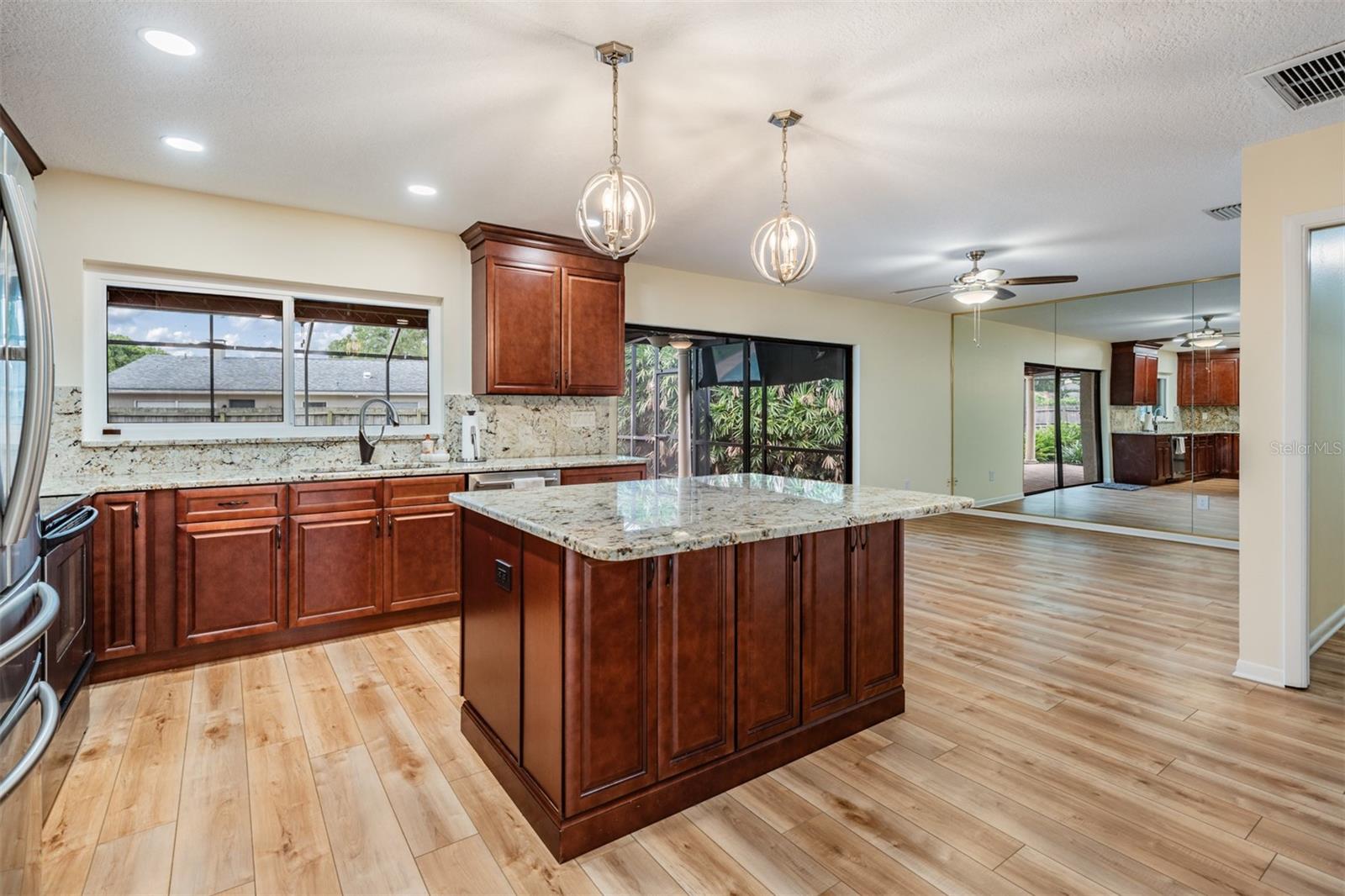 Kitchen/family room combination