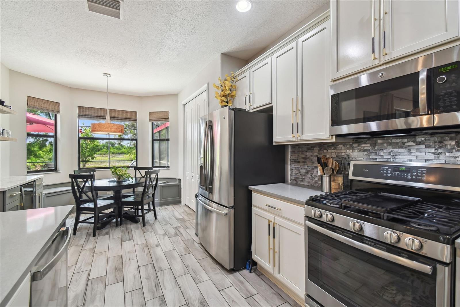 Kitchen/Nook