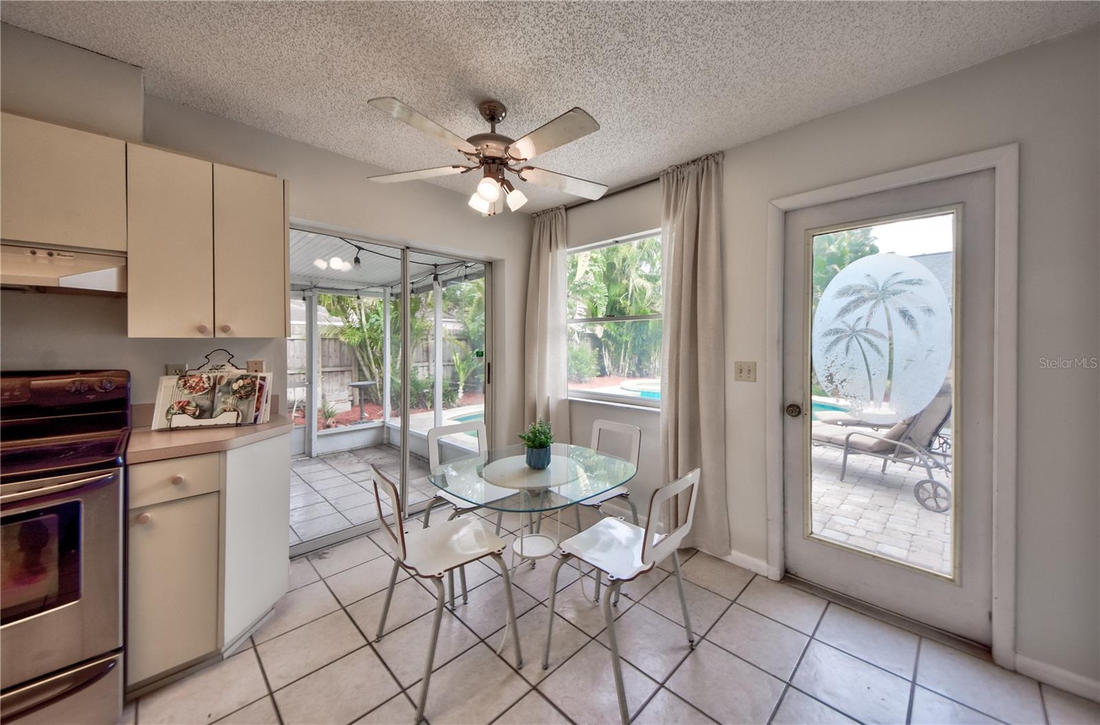 Breakfast Nook